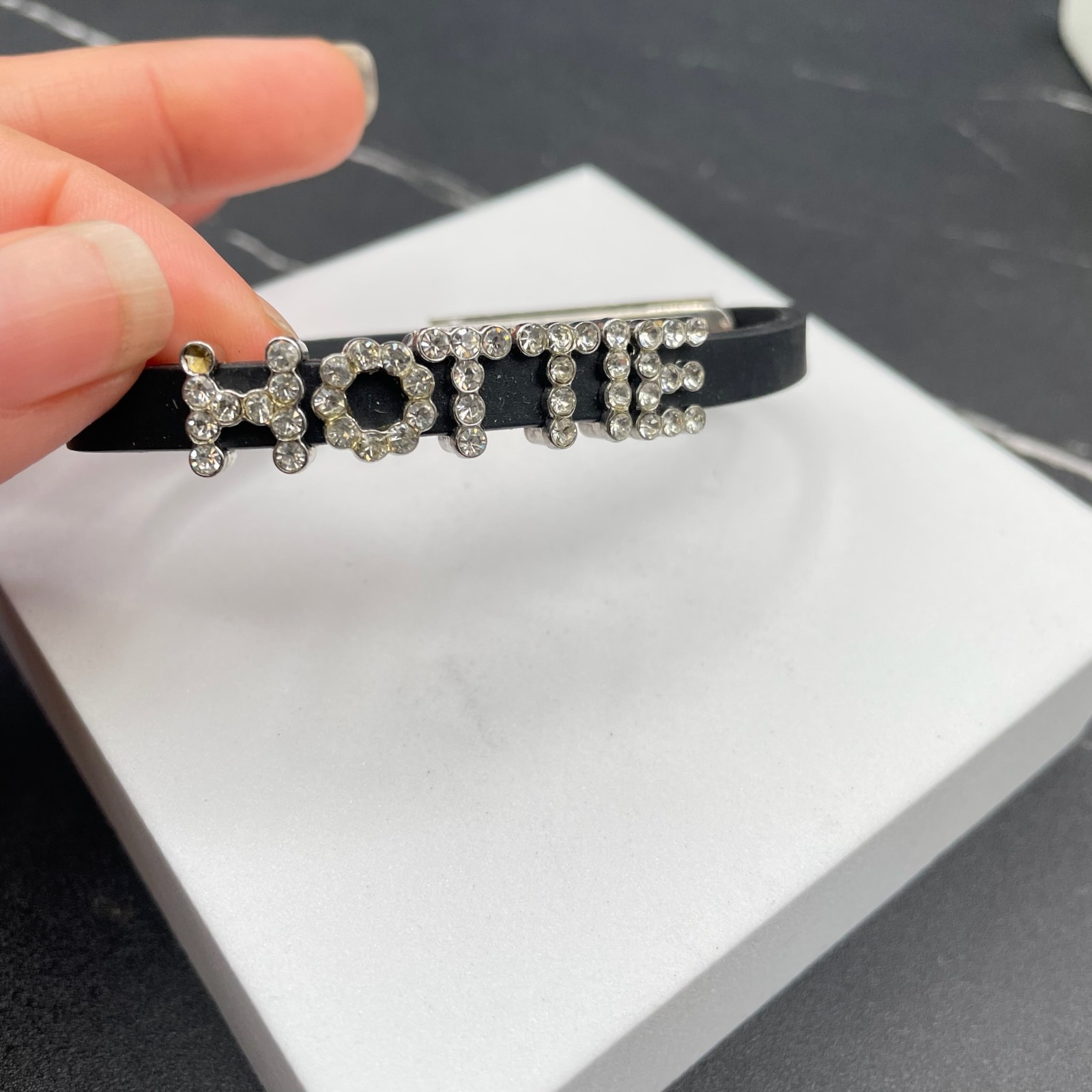 Y2K Silver-Tone Classic Rhinestone Rubber Slider Charm “HOTTIE” Buckle Bracelet