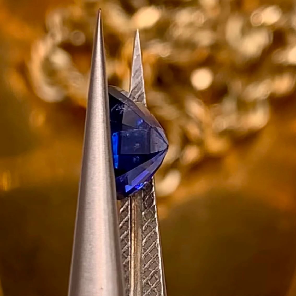 GFCO Certified 1.06Ct Natural Rare Stunning Royal Blue Sapphire From Sri Lanka