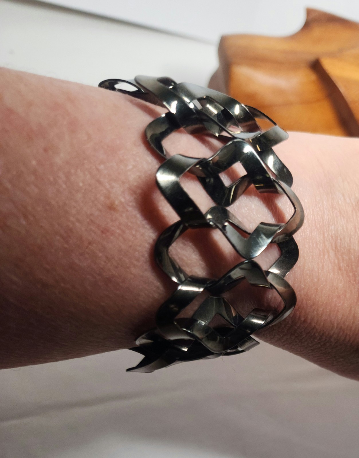 charcoal metal bracelet with clasp, 8 inches long