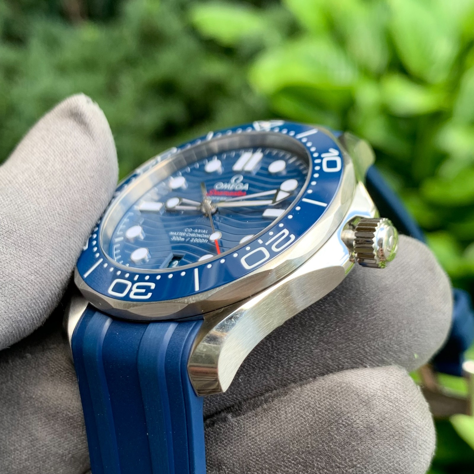 Omega Seamaster 300 Co-Axial Blue Dial Ref. 210.32.42.20.03.001 Box & Papers
