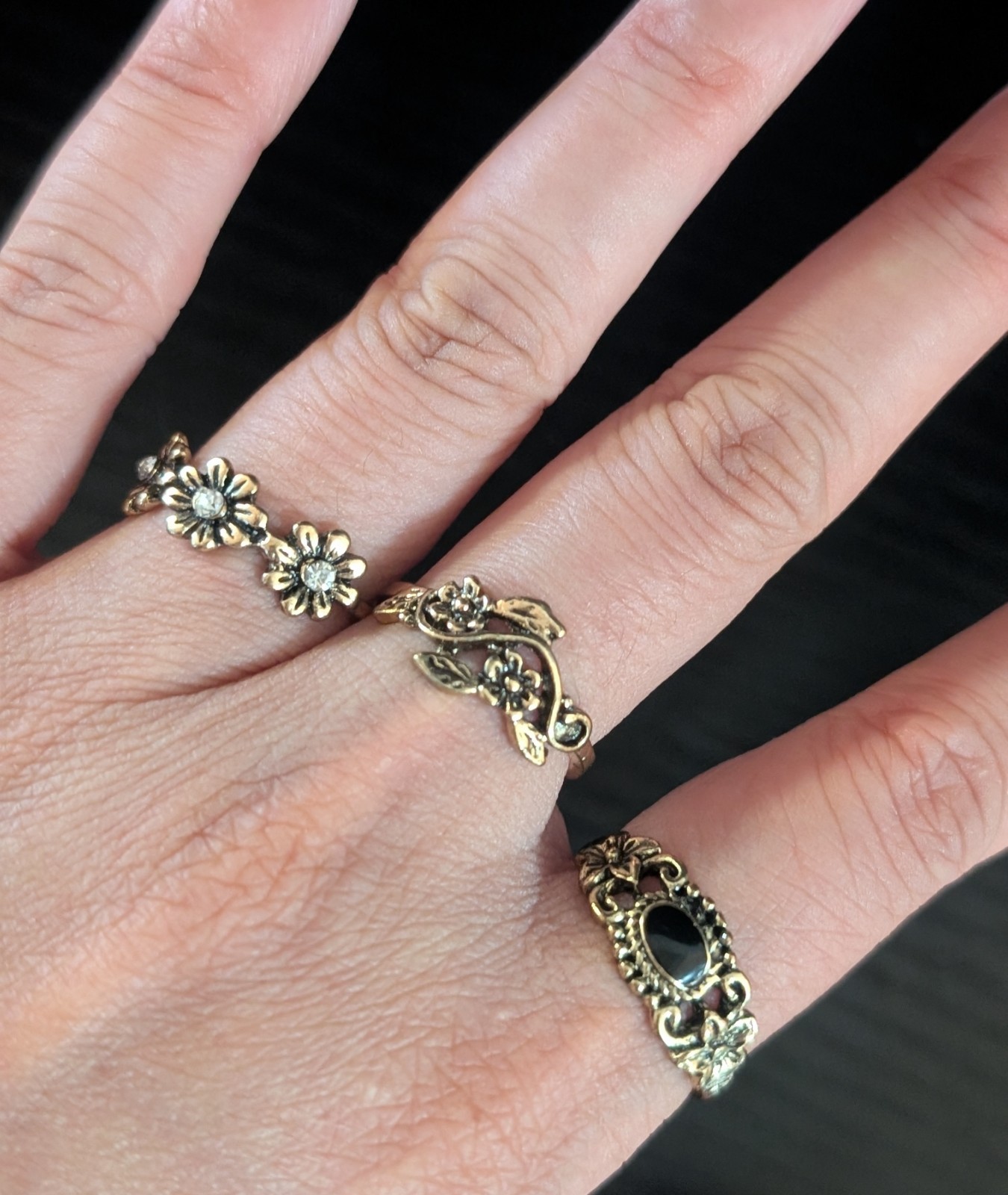 Lot of 14 Gold Silver Tone Floral Leaf Dainty Stackable Ring Size 7 mostly