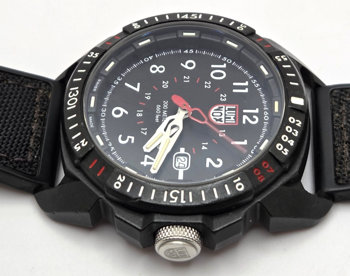 Luminox ICE-SAR Arctic Search & Rescue, Carbonox, Sapphire Crystal, XL.1001.ICE