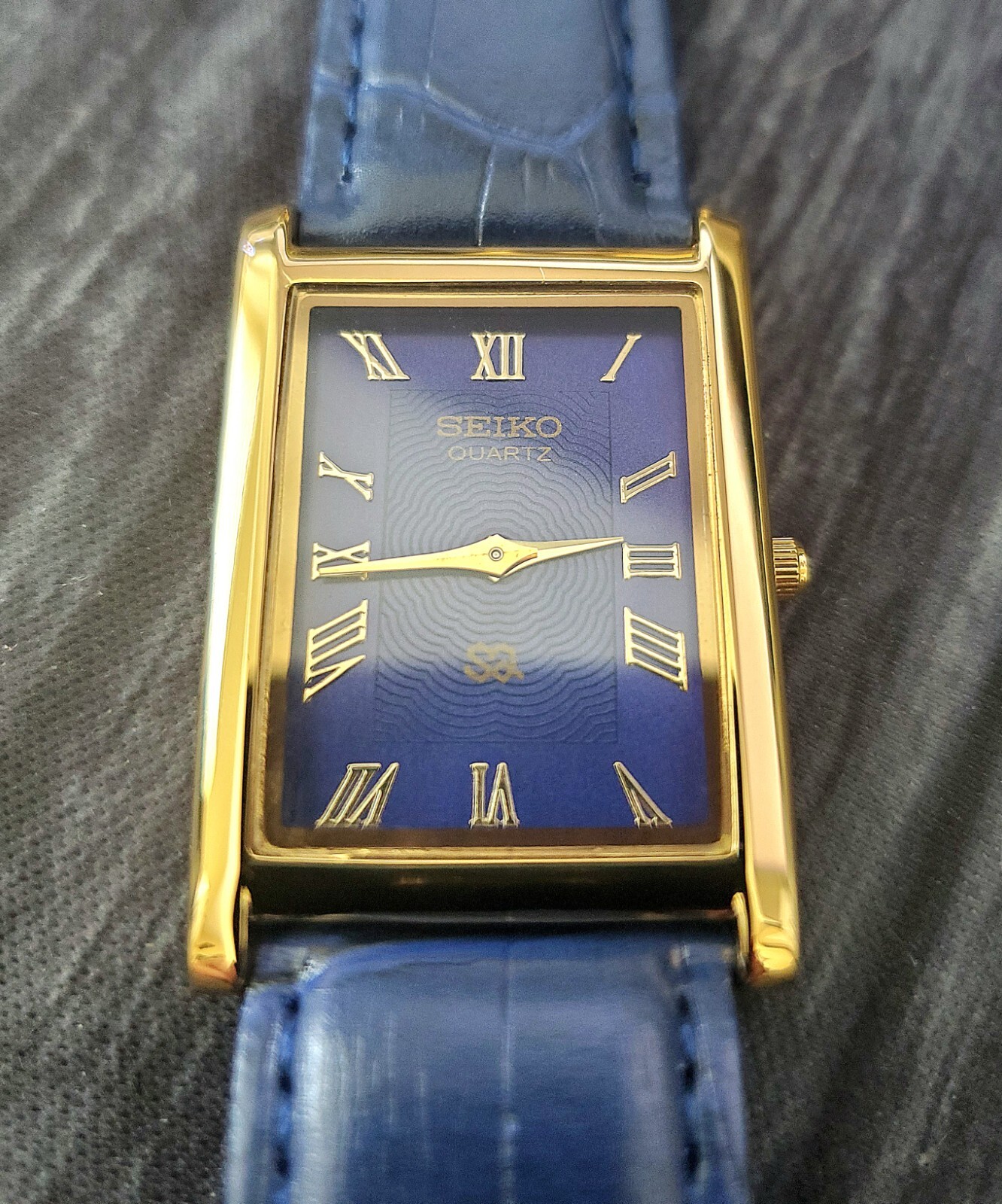 Vintage Rectangle Tank Gld Blu Blu Men Dress Watch New Mov Batt-