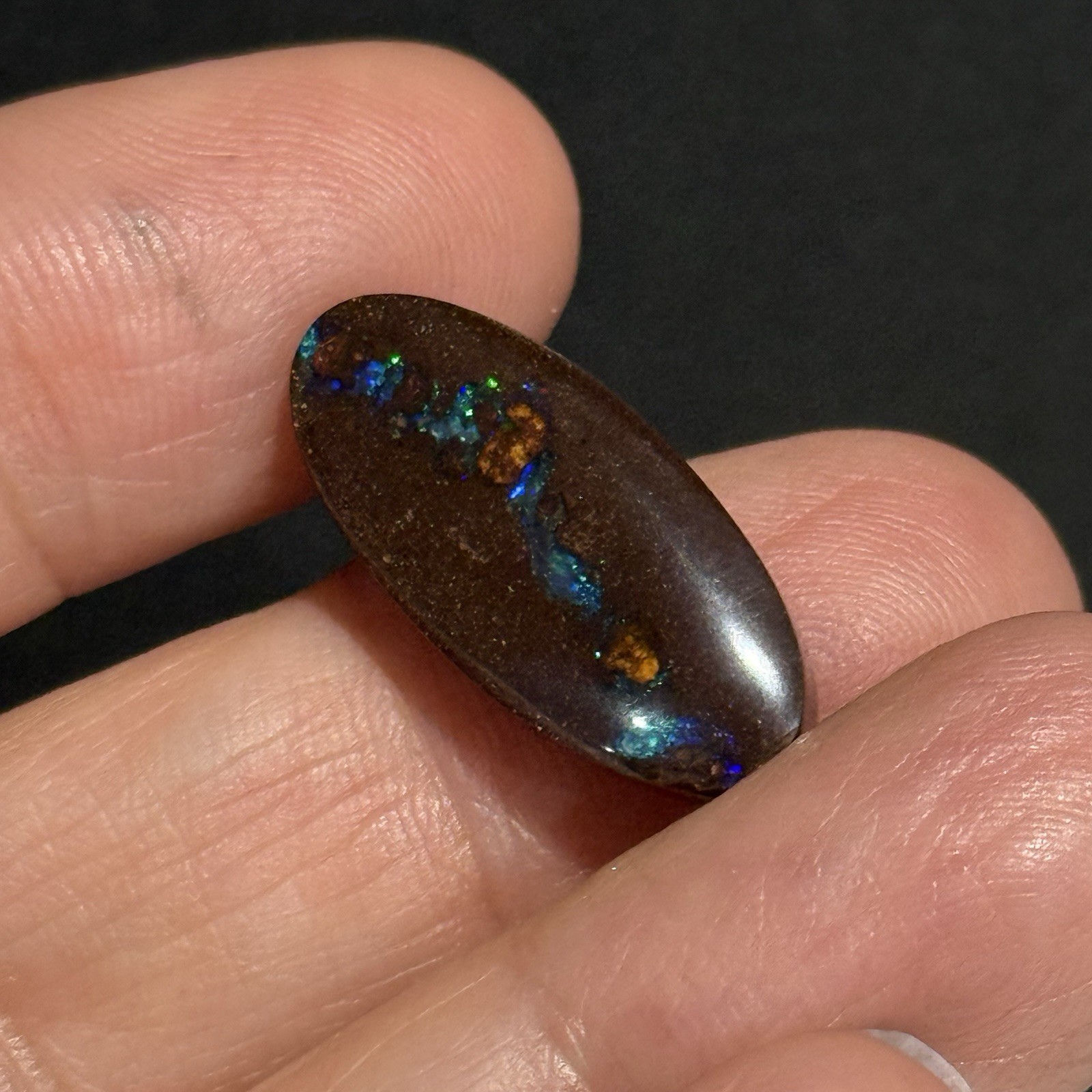 21.1ct 23×10.6x5mm Natural Dark Boulder Australian Opal Oval Cabochon Ring Gem