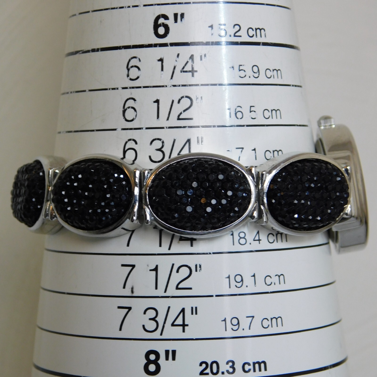 EMBASSY by GRUEN GEM3668LL Crystals Quartz Women’s Watch Sz. 7′ New Battery