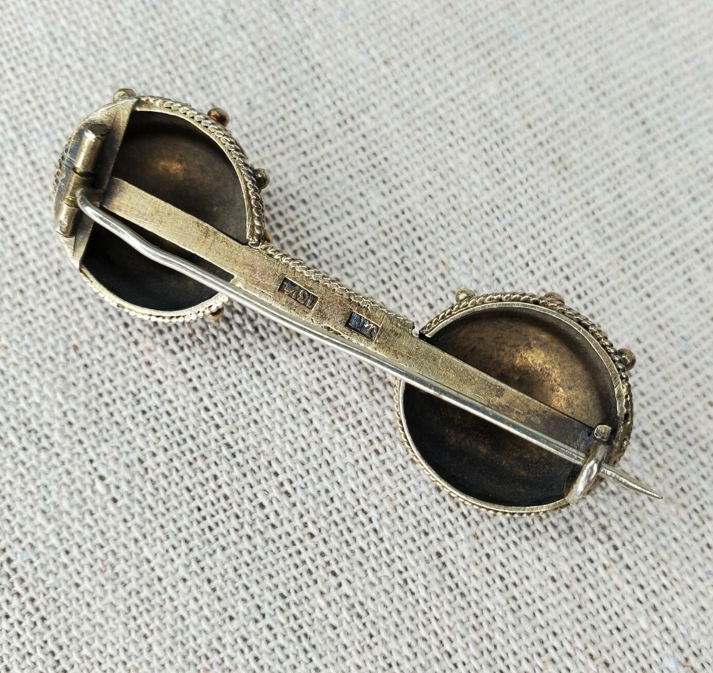 Antique Etruscan Revival Pin Brooch c 1900 Gold Russian Hallmark Granulation