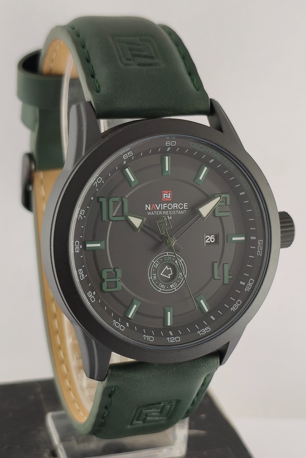 Naviforce Quartz Black Dial Date/ Day Excellent Working Men’s Watch Leather Band