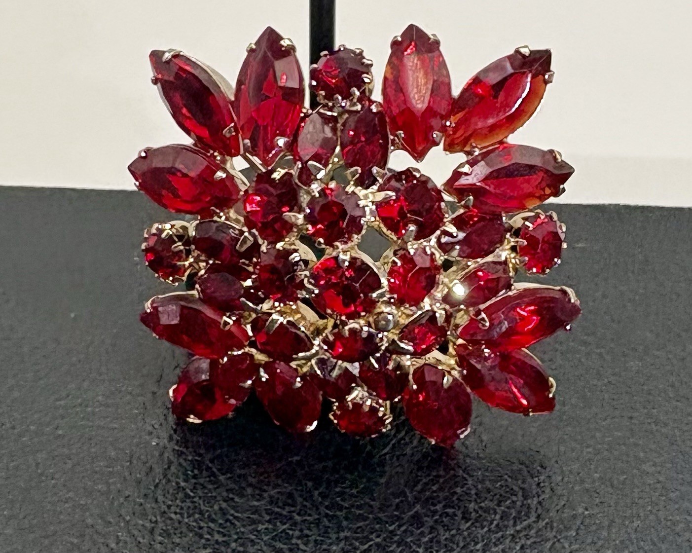 Vintage Ruby Red rhinestone Brooch Juliana Style Layered Red Crystal Gold Tone