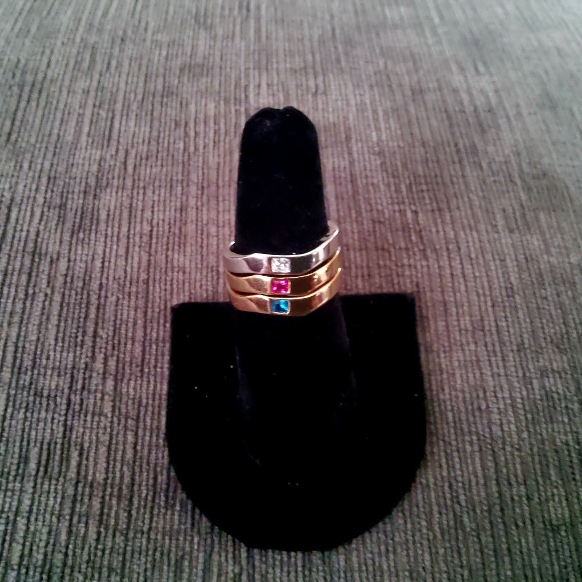 Park Lane ” STACKED ” RING Set of 3 rings in Slv & Gld + Red, Wht, Blu – SZ 10