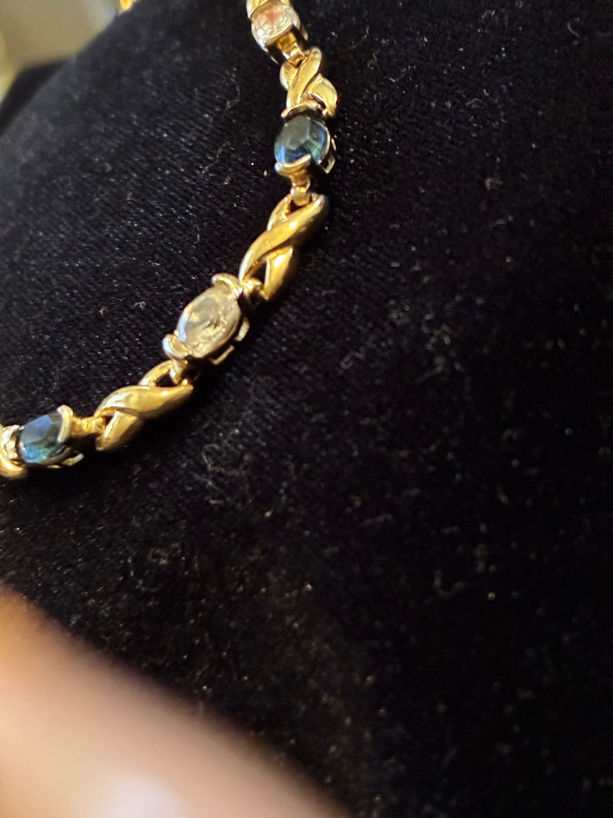 Vtg Gold-Tone Faux Sapphire & CZ Tennis Bracelet – Hugs & Kisses “X” Link 7.5”