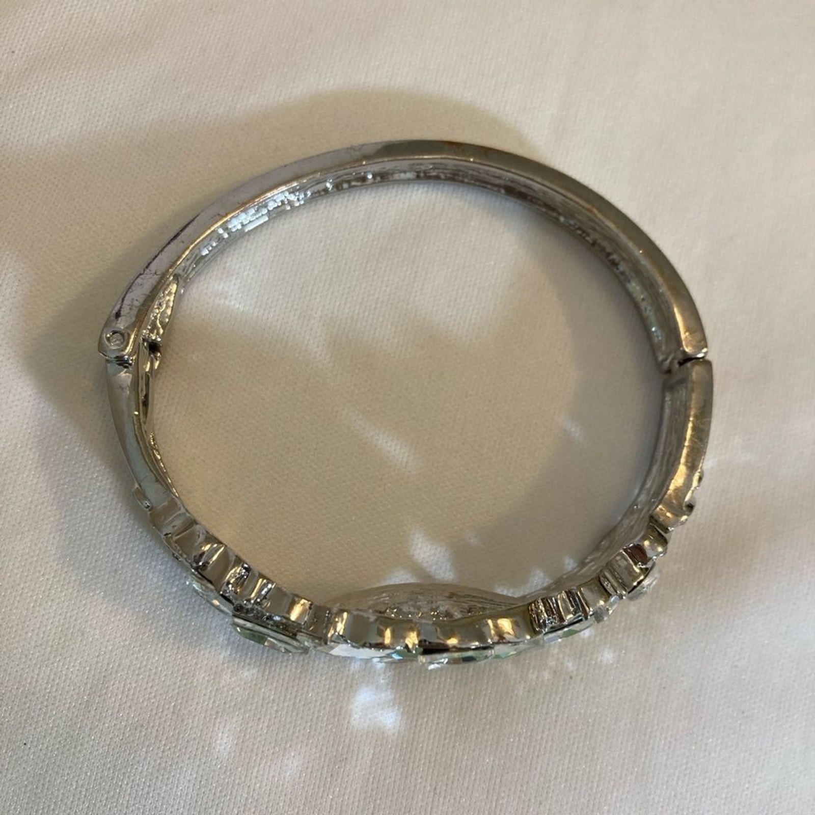 Brilliant Jeweled Stones Party Event Bling Hinged Bracelet