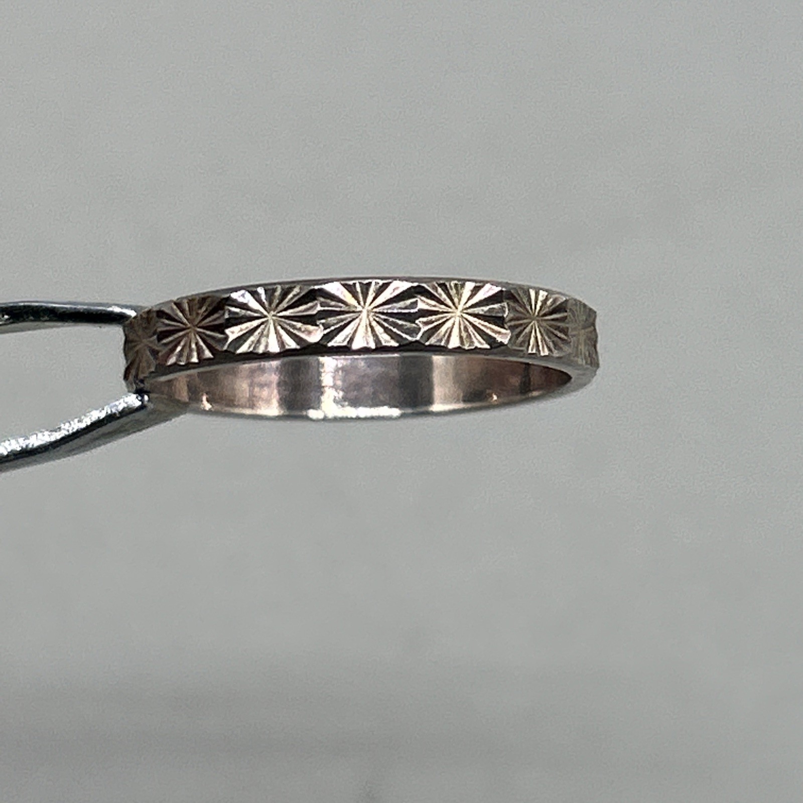 Milor Italy Sterling Silver Ring with Starburst pattern, no stone Sz 6.25