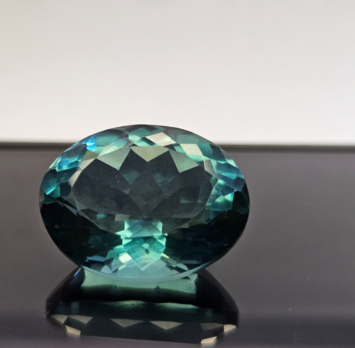 Oval Cut 20-21 Ct Teal Blue Tourmaline Natural Loose Gemstone For Pendant Making