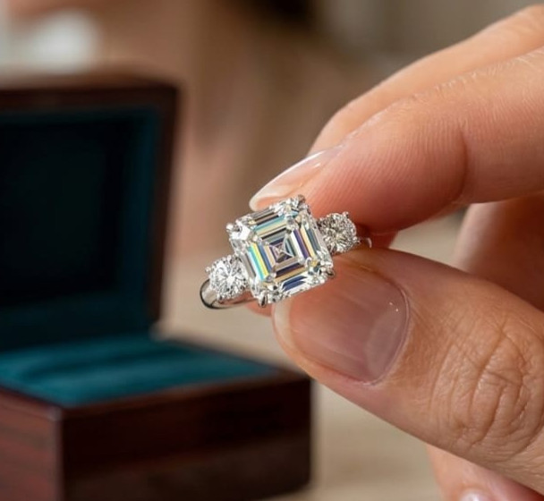 10.80 Ct Certified Asscher Cut White Natural Diamond Ring VVS1 White Gold Finish