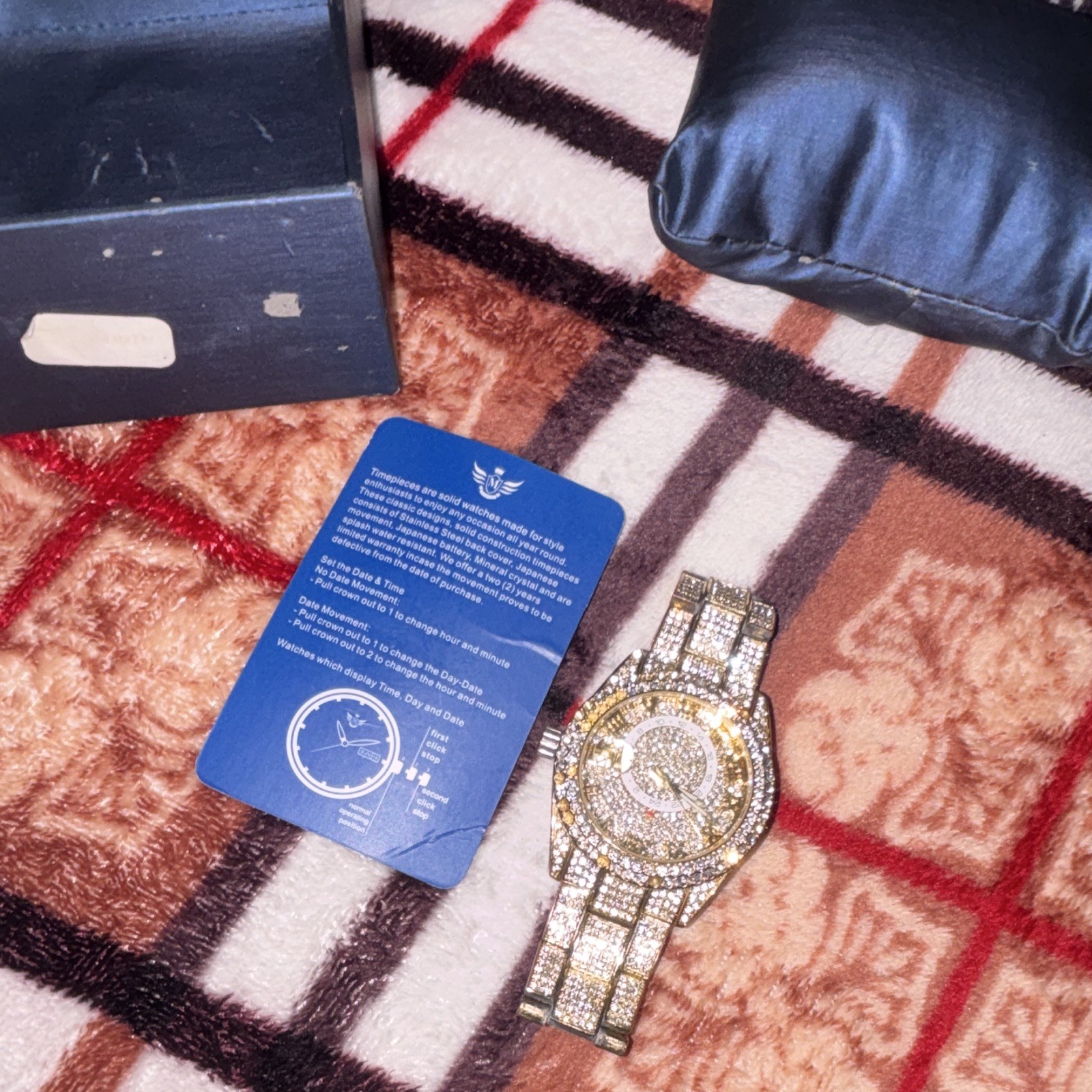 Gold Tone Iced Out Crystal Analog Round Watch Metal Bracelet w/ Box Manual