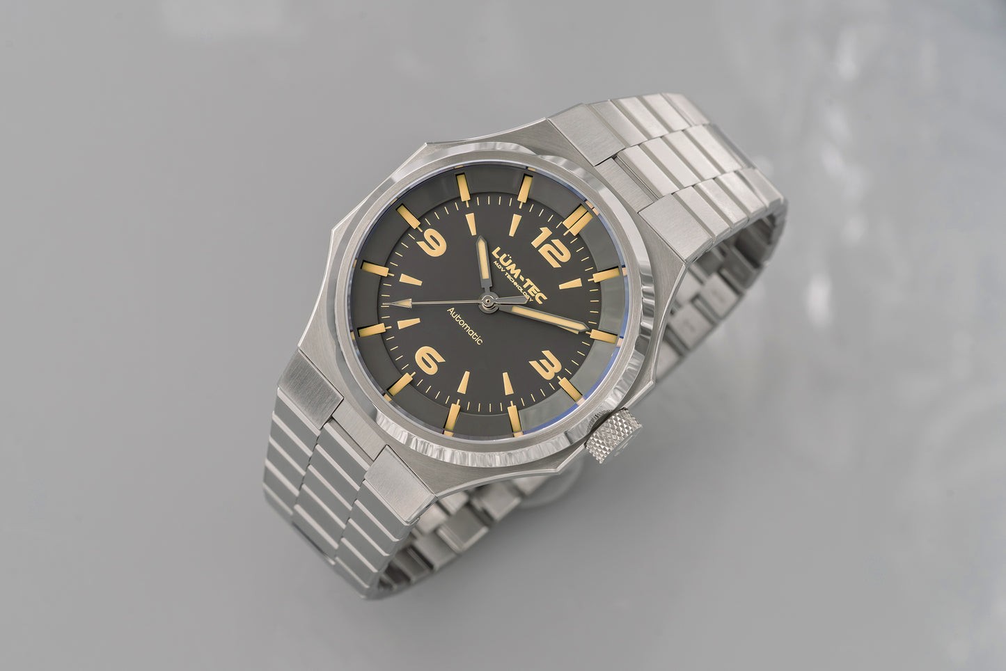 Lum-Tec Mens Automatic Watch 42mm Eclipse E1 Gray Dial Hi Precision Miyota 9039