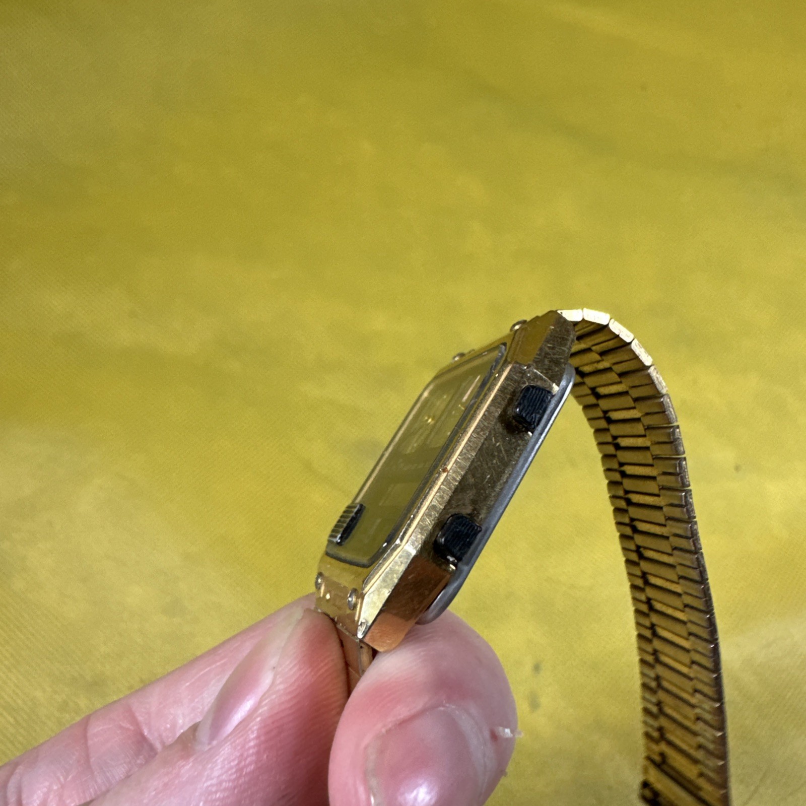 VINTAGE CITIZEN ANA DIGI TEMP 8980 WATCH Gold Tone JAPAN 30-5022-85 L2