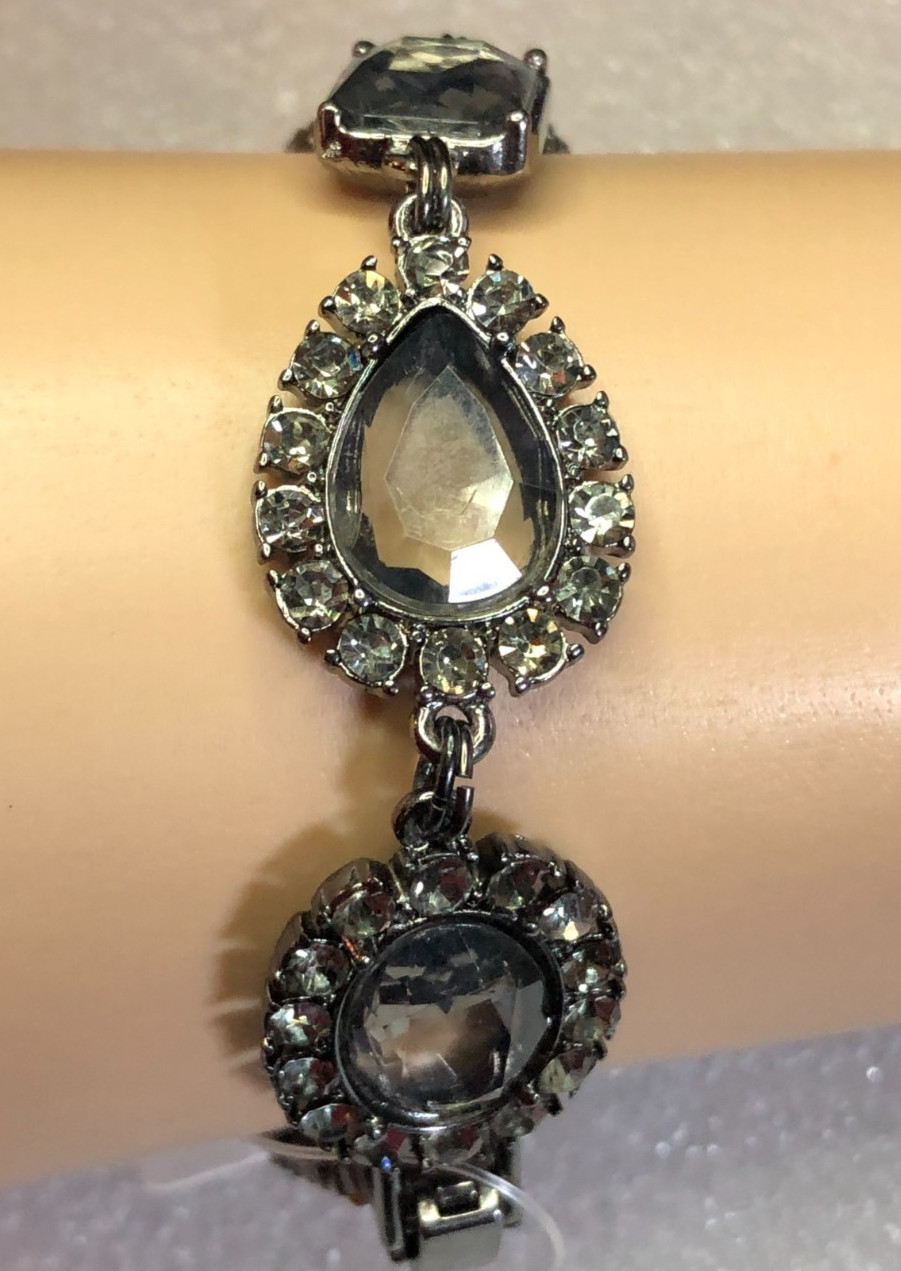 White House Black Market Rhinestone Statement Bracelet Gray Gunmetal 7″ 8505