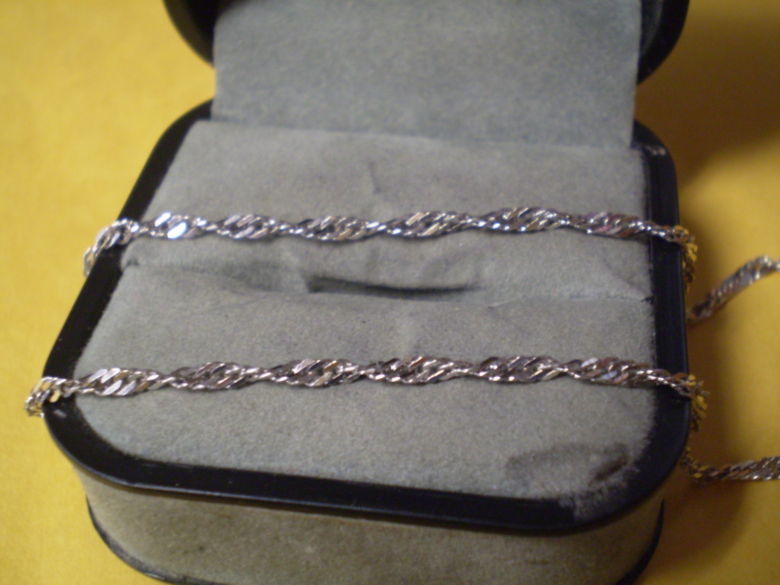 10K White Gold Ladies Link Bracelet Anklet 1.5 Grams 9 Inch