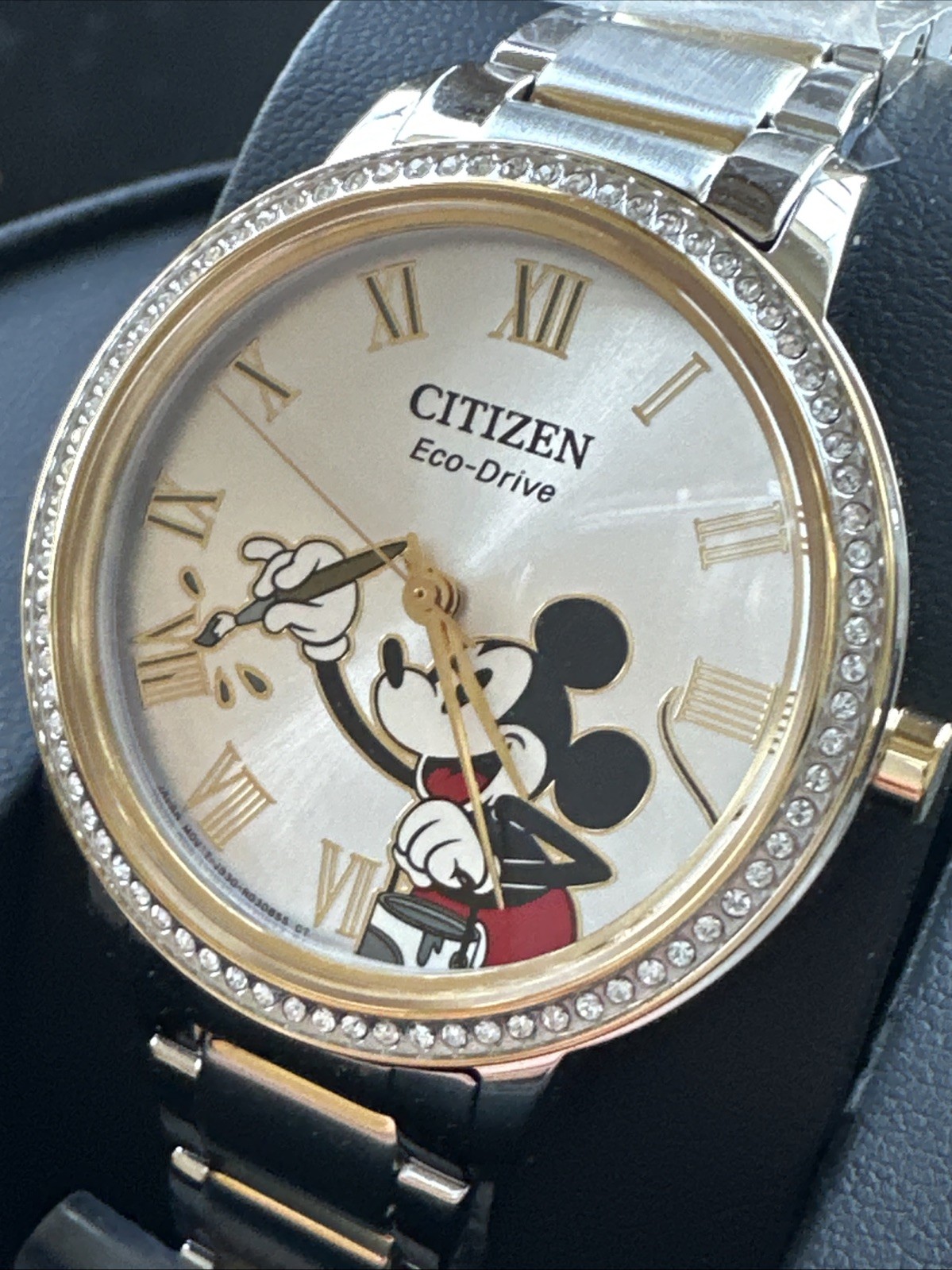 DISNEY Mickey Mouse Ladies’ Watch CITIZEN Eco-Drive FE7044-52W New in Box