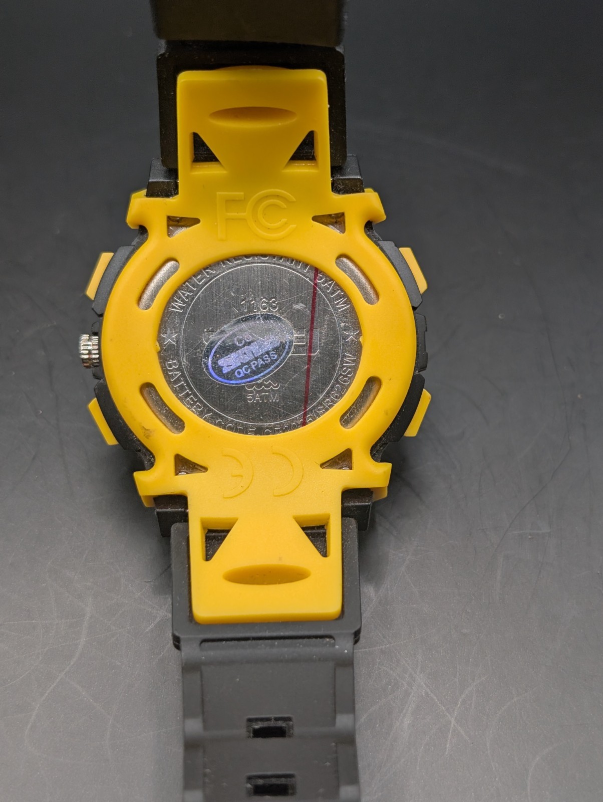 Skmei Sport Yellow Black Watch New Battery Unisex 44mm