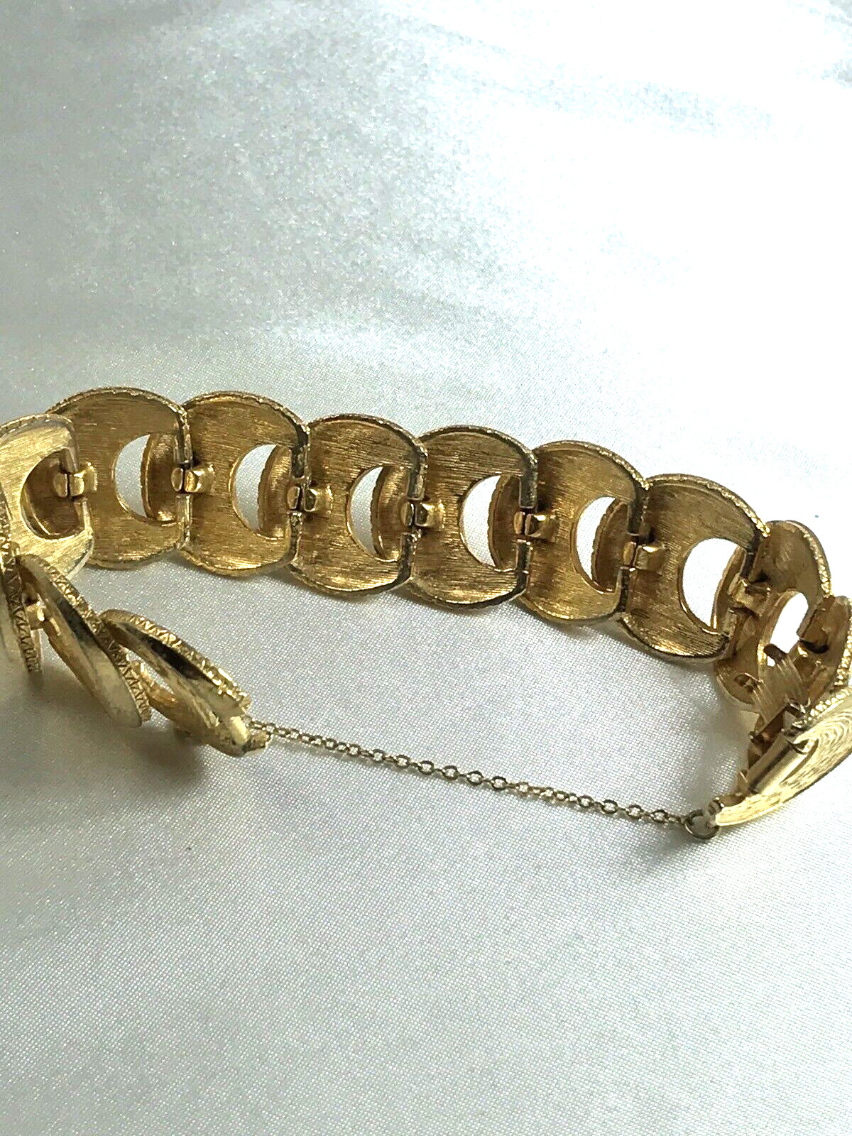 Vintage Estate Textured Chain Link Bracelet with Safety Chain