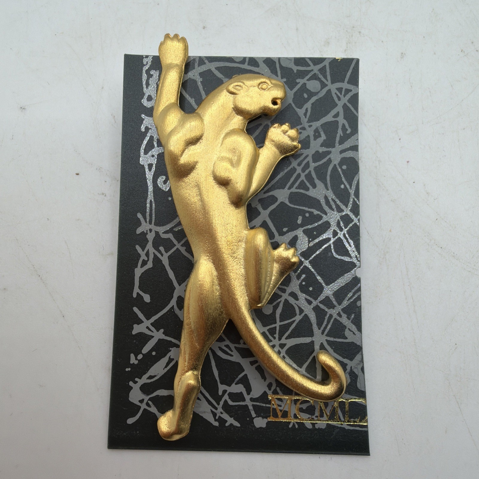 VTG Panther Brooch Jonette Signed JJ 1986 Gold Tone Climbing Panther Cat Pin MCM