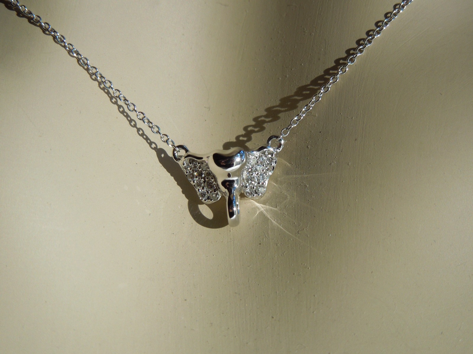 Monica Rich Kosann 18K White Gold & Diamond Elephant Luck Necklace $1,100 NWT