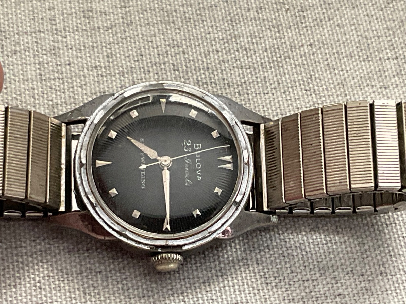 Vintage 1950’s Bulova 23 Jewel Automatic Watch Black Face Runs Well