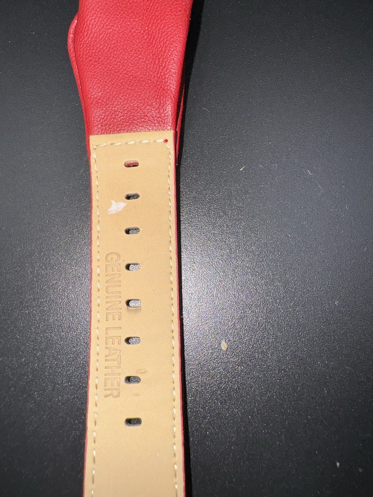 Joan Rivers Red Watch Gold Tone Vintage Retro V377 needs battery