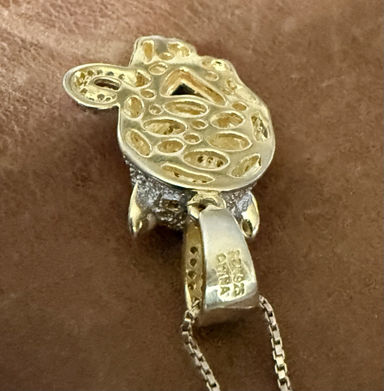 Cute Fuzion Creations Emerald Eyes Jaguar Pendant Gold Vermeil 925 Necklace 18″