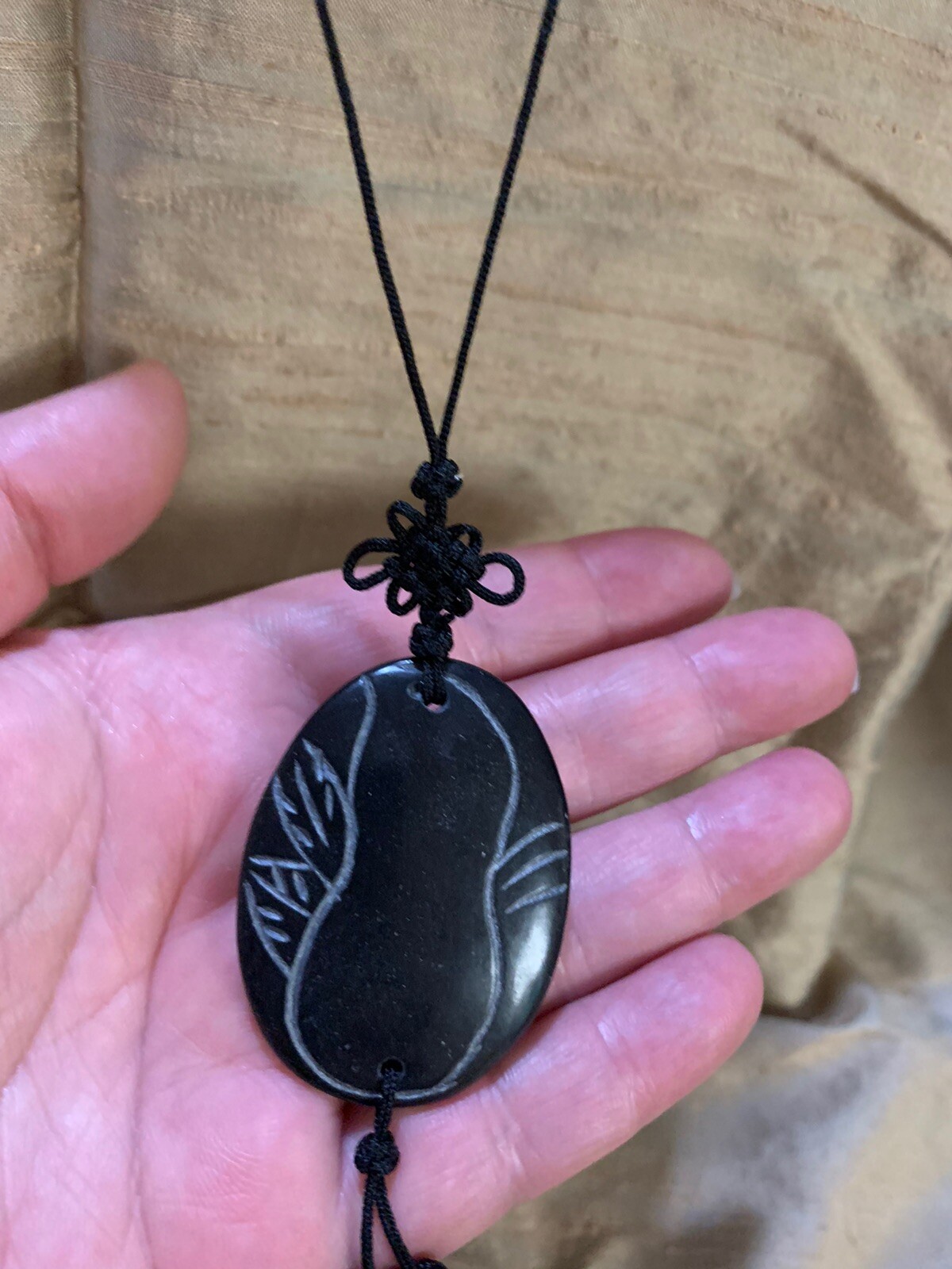 21″ VINTAGE CHINESE EXPORT CARVED BLACK JADE TASSEL PENDANT NECKLACE