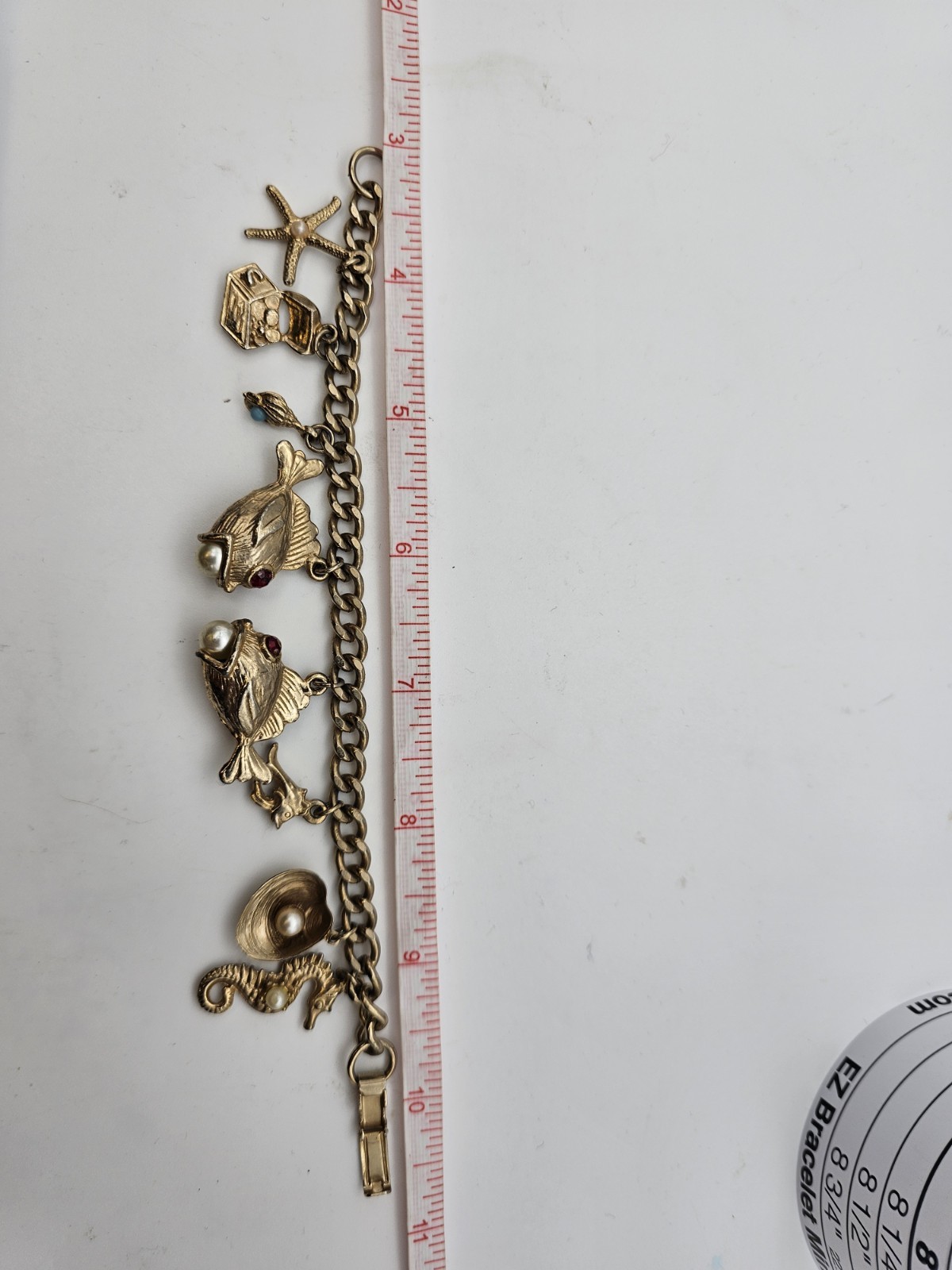 Vintage Gold Tone Sea Life Charm Bracelet 6.75″ Nautical Fish Starfish Seahorse