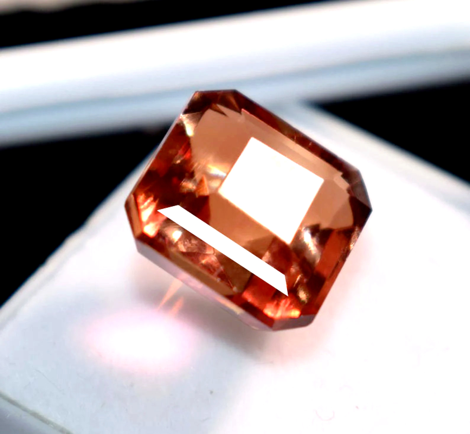 12.40 Ct AAA+ Natural Zultanite Color Change Square Cut Loose Gemstone 4 Jewelry