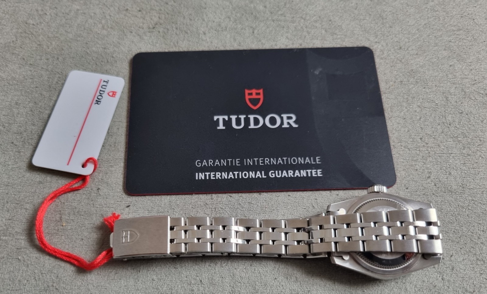 Tudor Princess Oysterdate 92400mm 25 Silver Linen Dial New Box And Card 12-2022