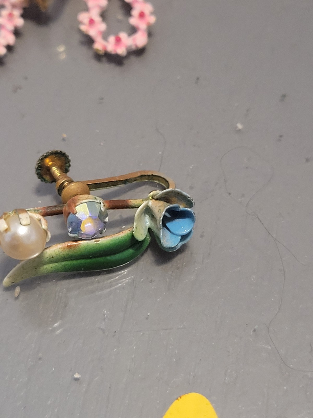 Vintage FLOWER POWER 11 ENAMEL/ METAL BROOCHES PINS And 7 Clip On Earring Pairs