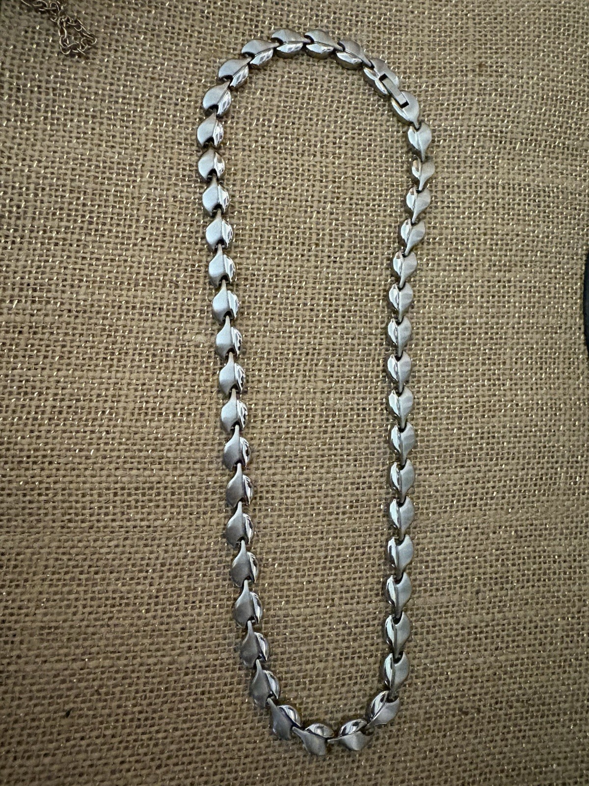 Stainless Magnetic Necklace – Tear Drops 19 1/2 “ in Length