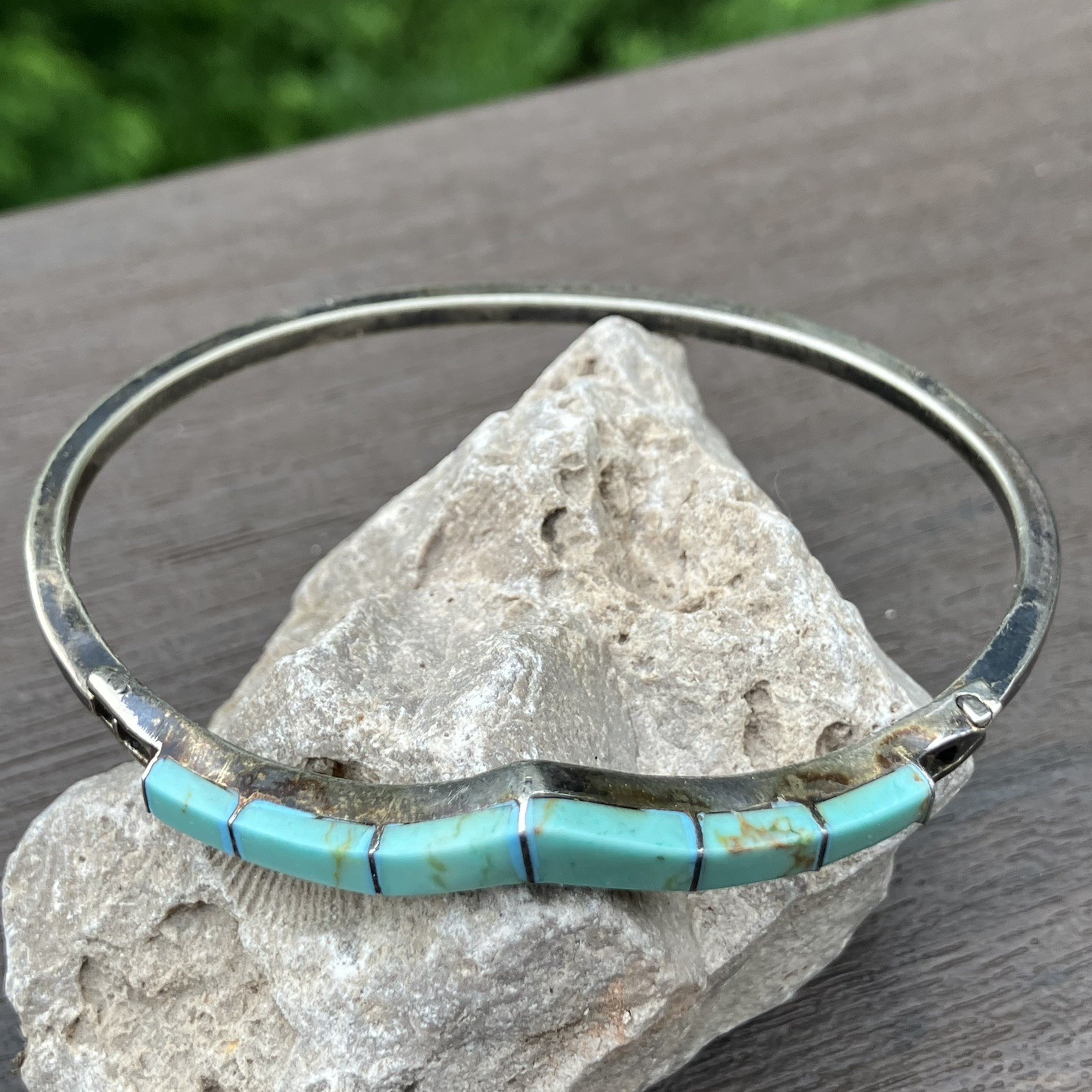 Vintage Mexico 925 Sterling Silver Turquoise Inlay 7 3/4” Hinged Bangle Bracelet