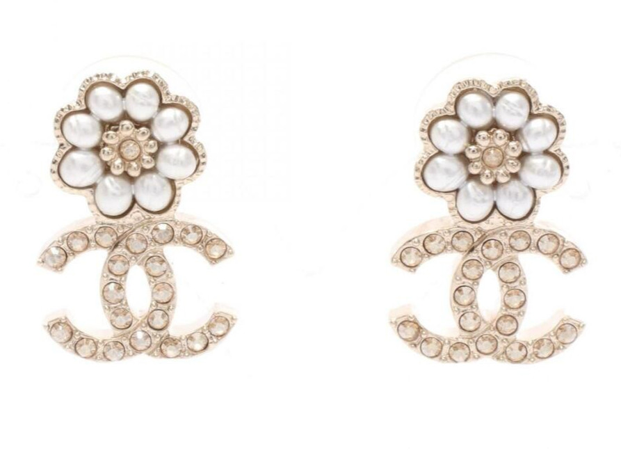 Chanel Camellia CC Logo Earrings Pearl/Crystal Light Gold Tone