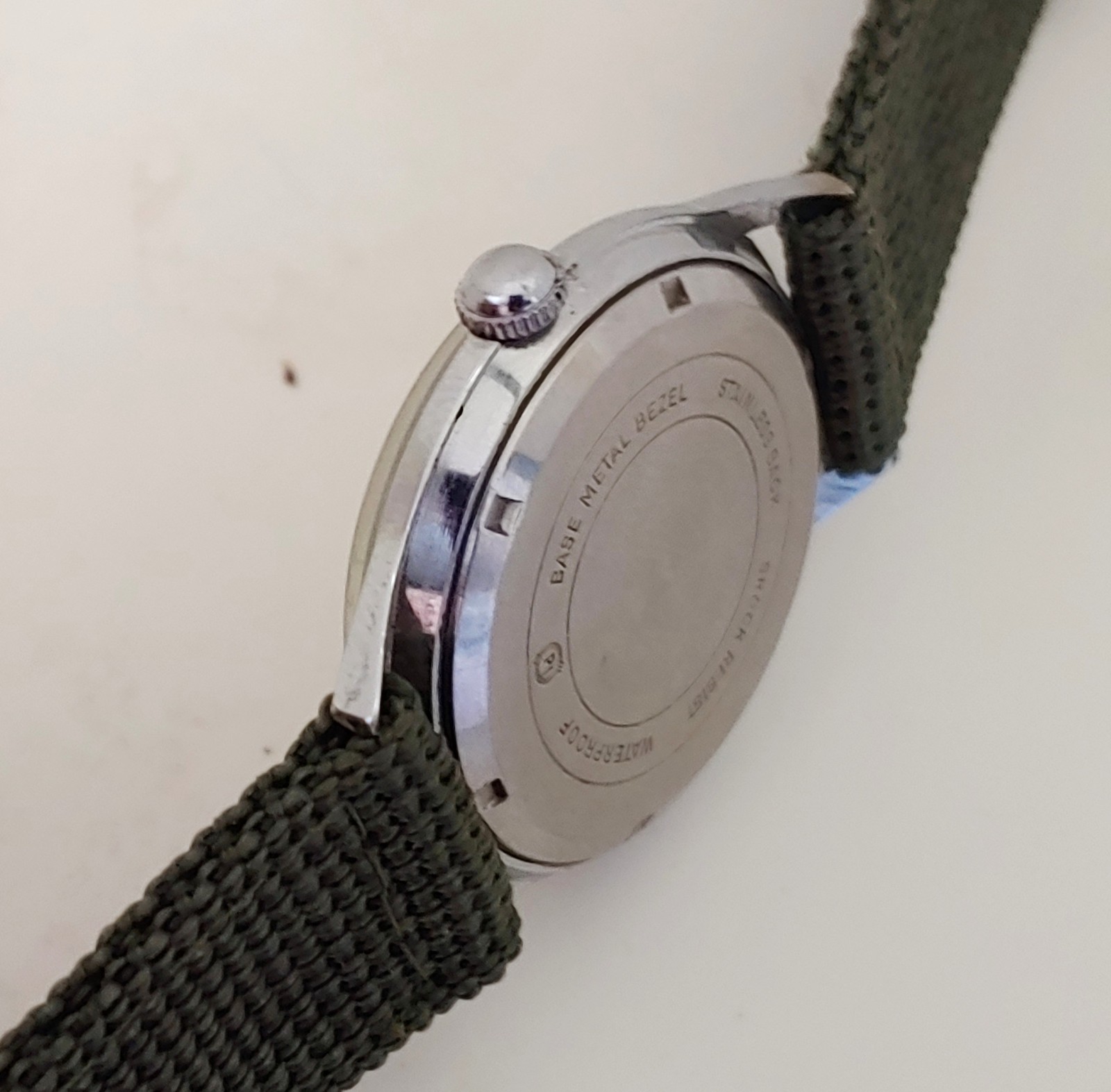 Vintage 1960s HELBROS Invincible Master Time M-113 Men’s Watch