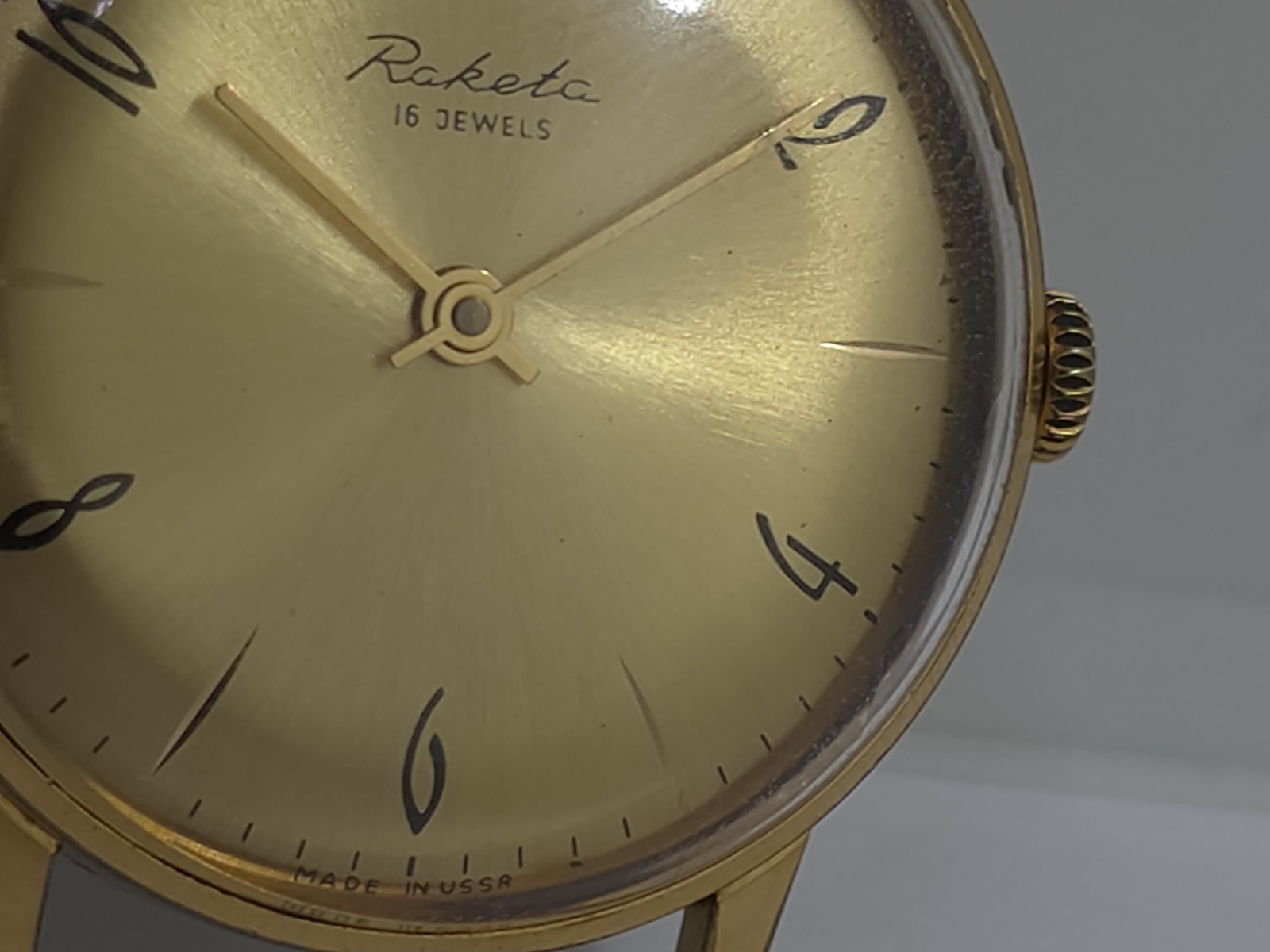 Vintage Raketa USSR Cal. 2601 Working Very Well Gold Plated AU10- Watch Good Loo