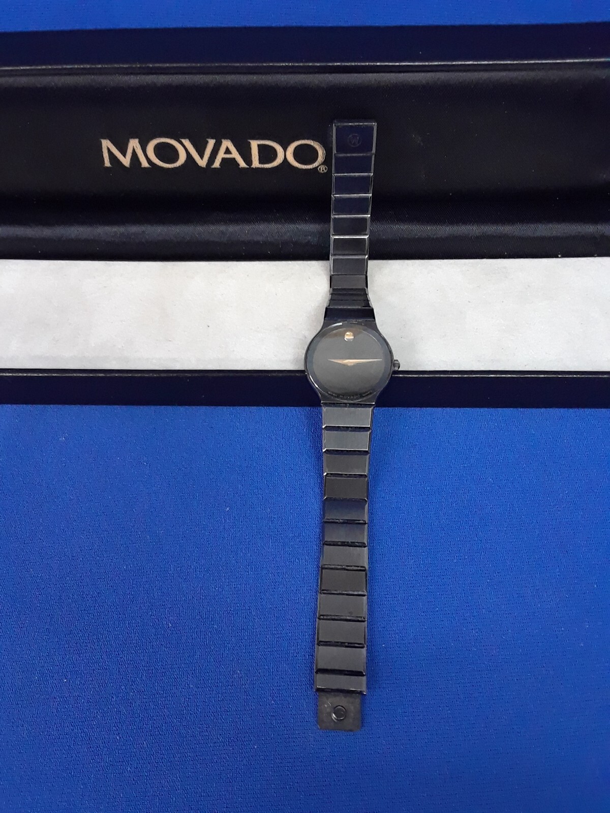 Vintage Movado Women Watch Ultra Thin 84-40-881-A Quartz 7″ inch Working Perfect
