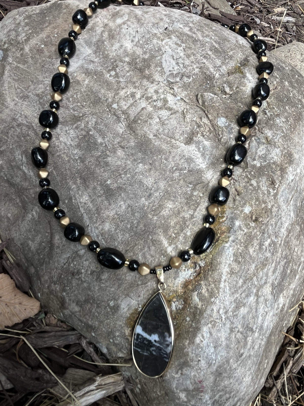 Black & Gold Zebra Jasper Pendant Necklace, Blk Agate accents ~ 23″ Handcrafted!