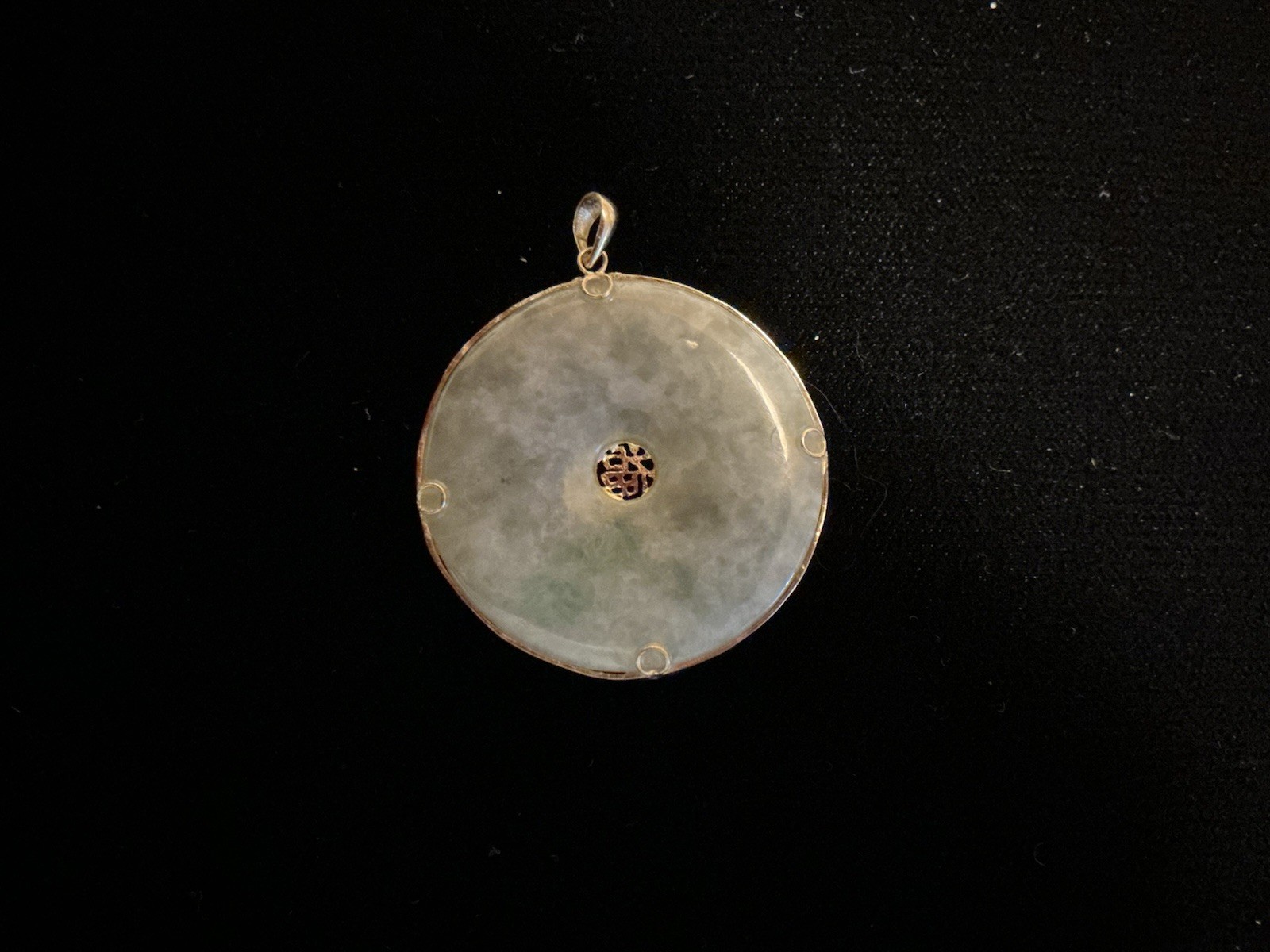 Jade Pendant 14kt Gold 11.7g