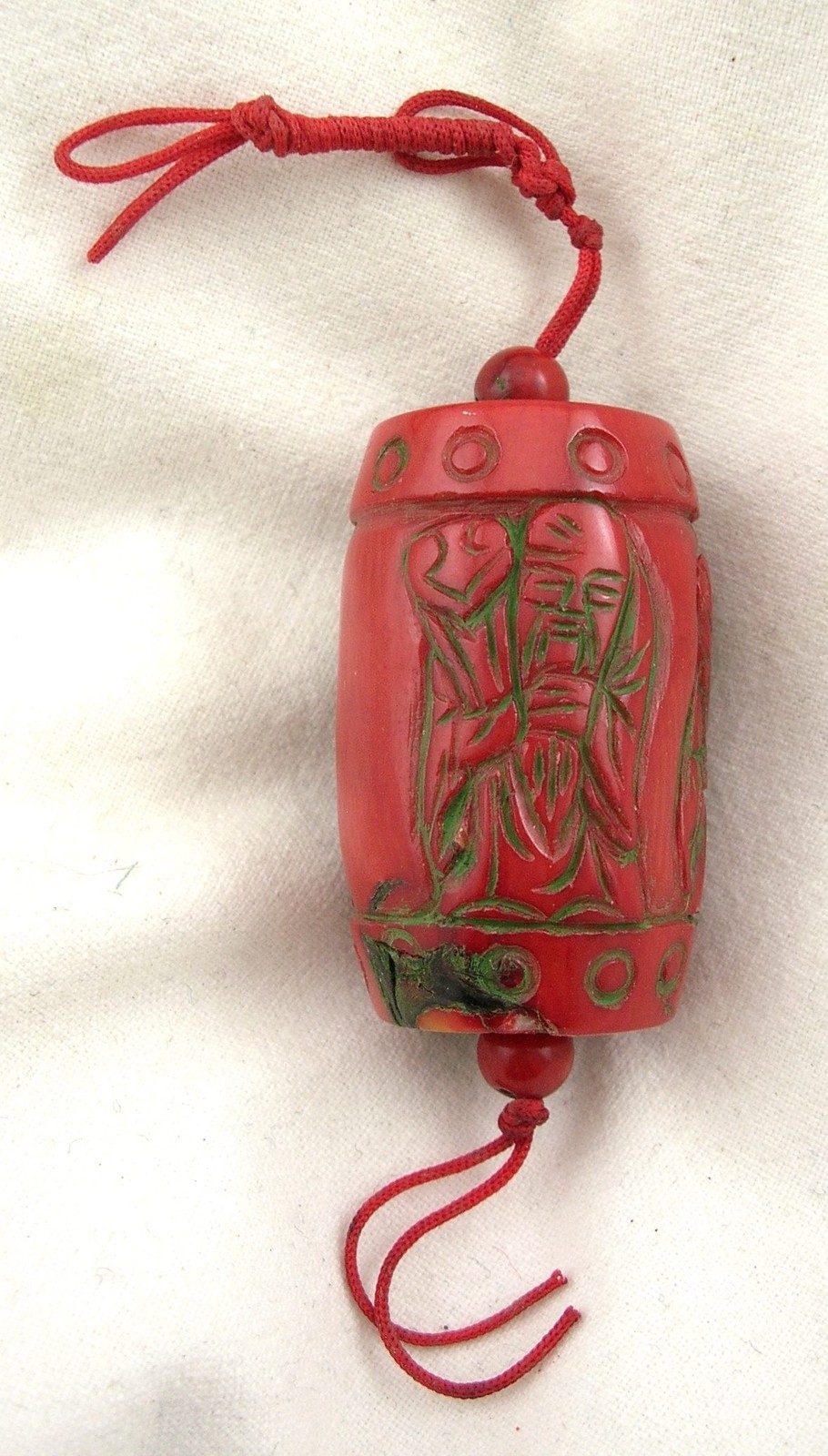 CHINA VINTAGE BAMBOO CORAL PENDANT PENDANT CARVED WISE 40mm