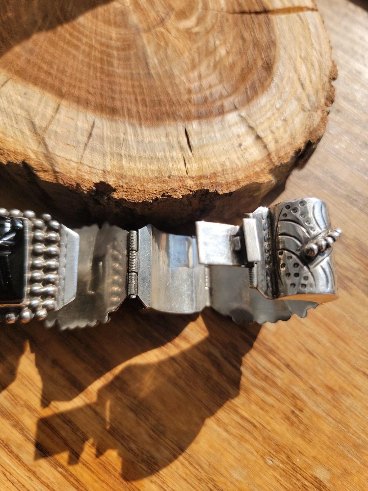 Vtg 9.25 Silver Hinged Taxco Mexico Braclet Aztec/Mayan Mahagony Obsidian