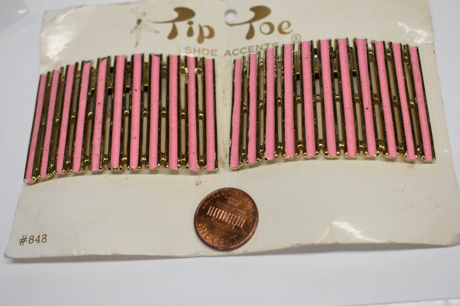 VINTAGE PINK AND GOLD STRIPED SHOE ACCCENT CLIPS ** DEAD STOCK * ridged stripes