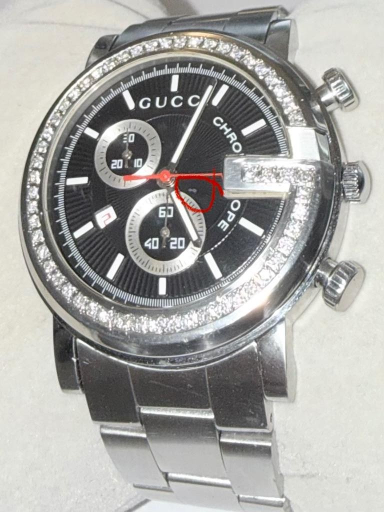 GUCCI MENS 101M CHRONOSCOPE LAB GROWN DIAMOND WATCH (PARTS/REPAIR)