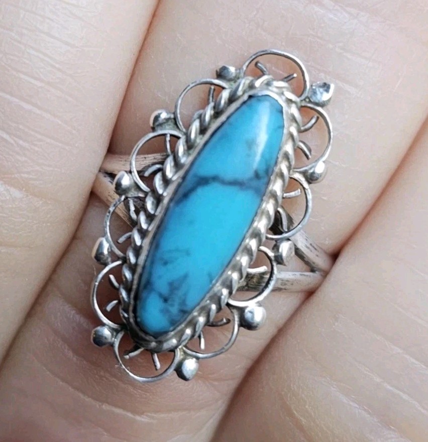 Vintage 925 Sterling Silver Turquoise Ornate Style Ring Size 5.25 – 2.15 g