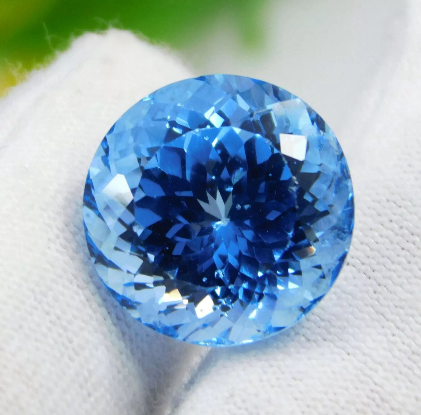 AAA+ Certified 20.00 Ct Natural Ceylon Blue Sapphire Round Cut Loose Gemstone